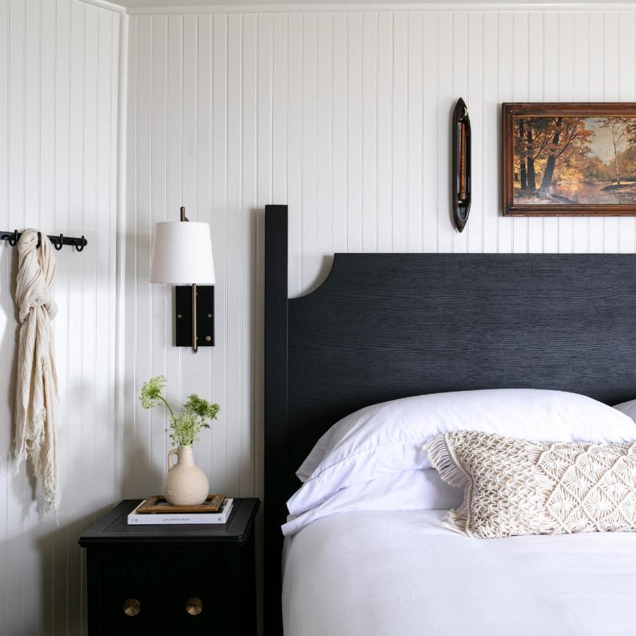 Bluebird Ocean Point Inn エクステリア 写真